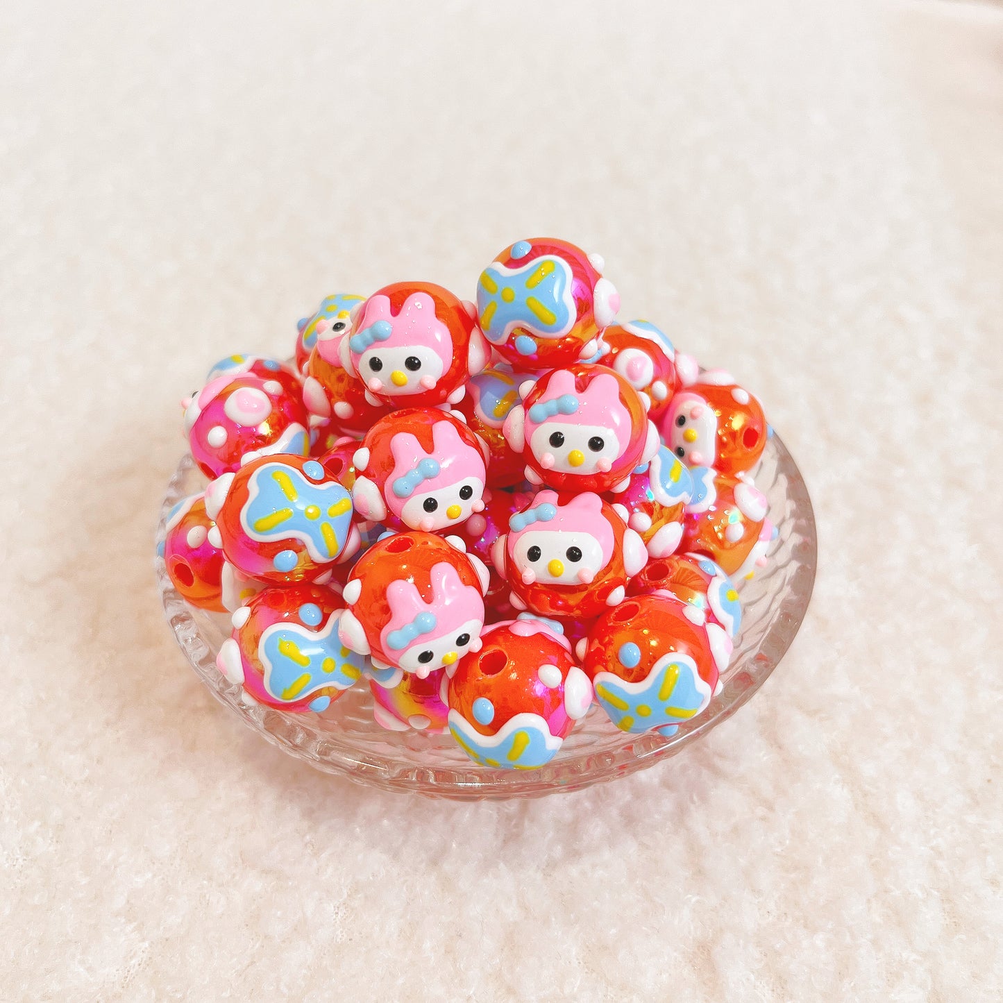 DIY ハンドメイド パーツ ビーズ(通し穴付)全20色 丸小 ビーズ手芸 パーツ 材料 素材 デコレーション ハンドメイドパーツ プラ プラスチック クリア 通し穴 アクセサリー