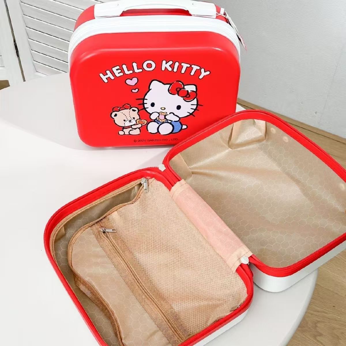 XL-01 収納ケーズ 可愛い旅行収納ケーズ kitty クロミ 大人気