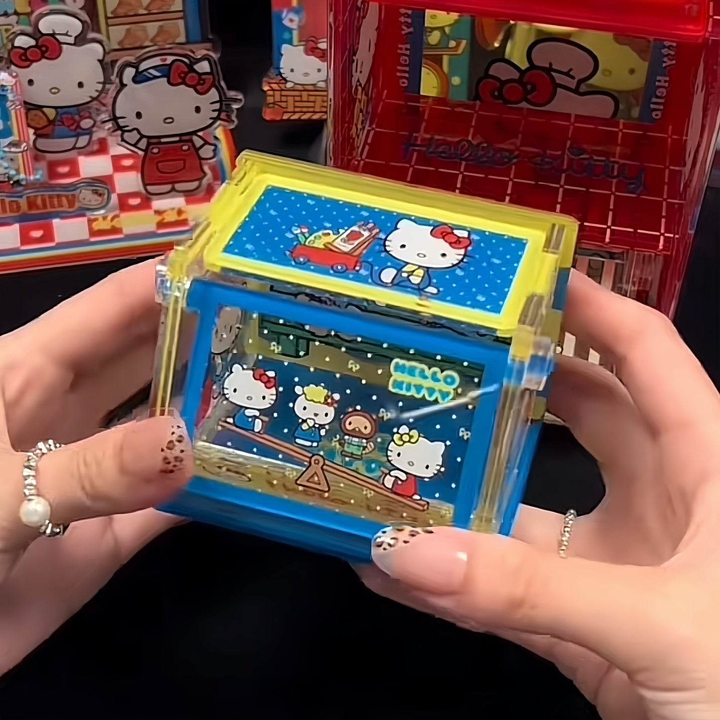 B005 可愛いケース アクリル 収納ケース 置物