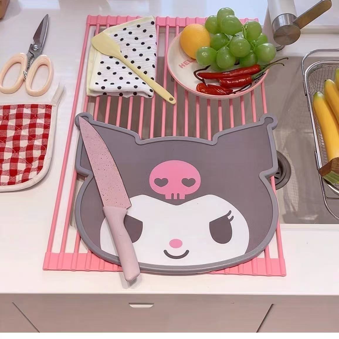 CB-01 まな板　可愛い　キティー　クク　リオ系　家庭用　食品級