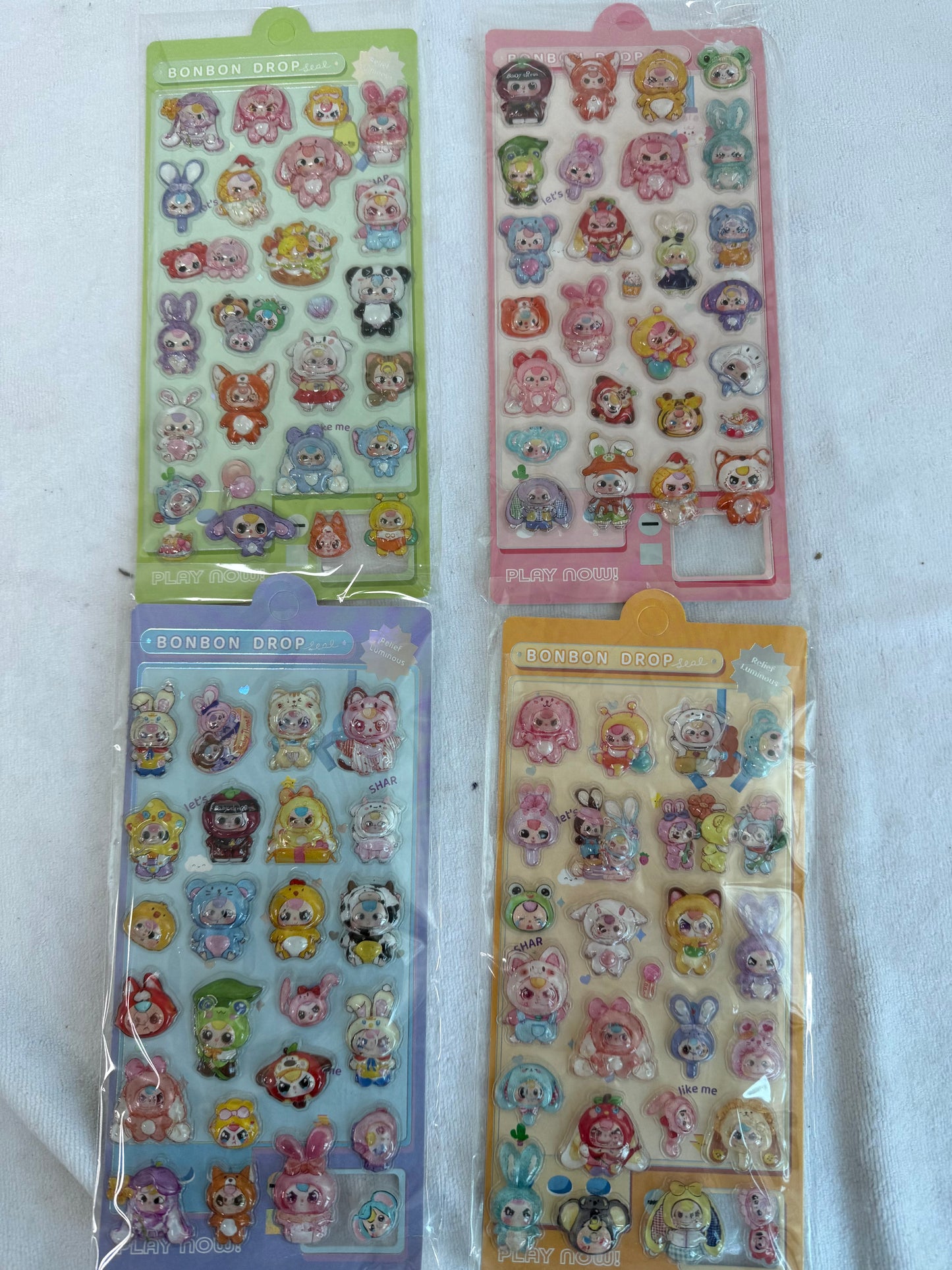 A008 水と空気し-る　可愛い　人気キャラ