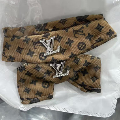 WY-01　洋服　ブブ　BUBU　種類多い　たくさんデザイン揃い